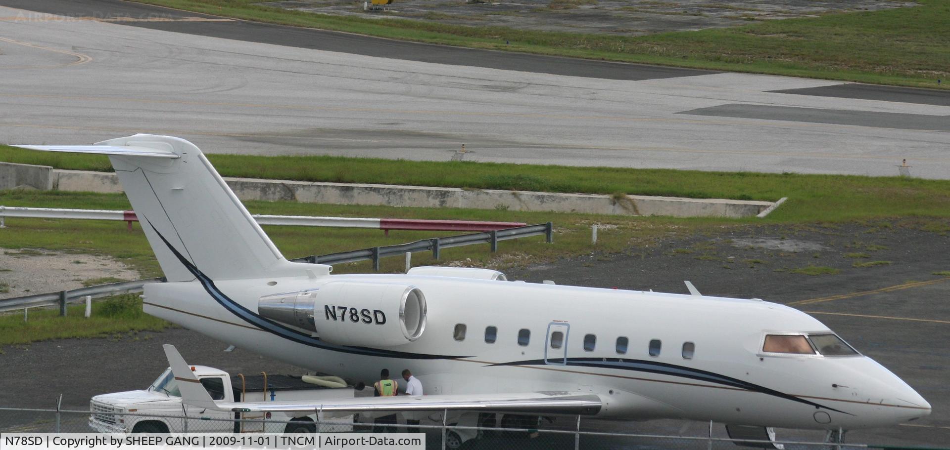 N78SD, 2000 Bombardier Challenger 604 (CL-600-2B16) C/N 5469, well look at my registration number. maybe there is not enought space for the rest