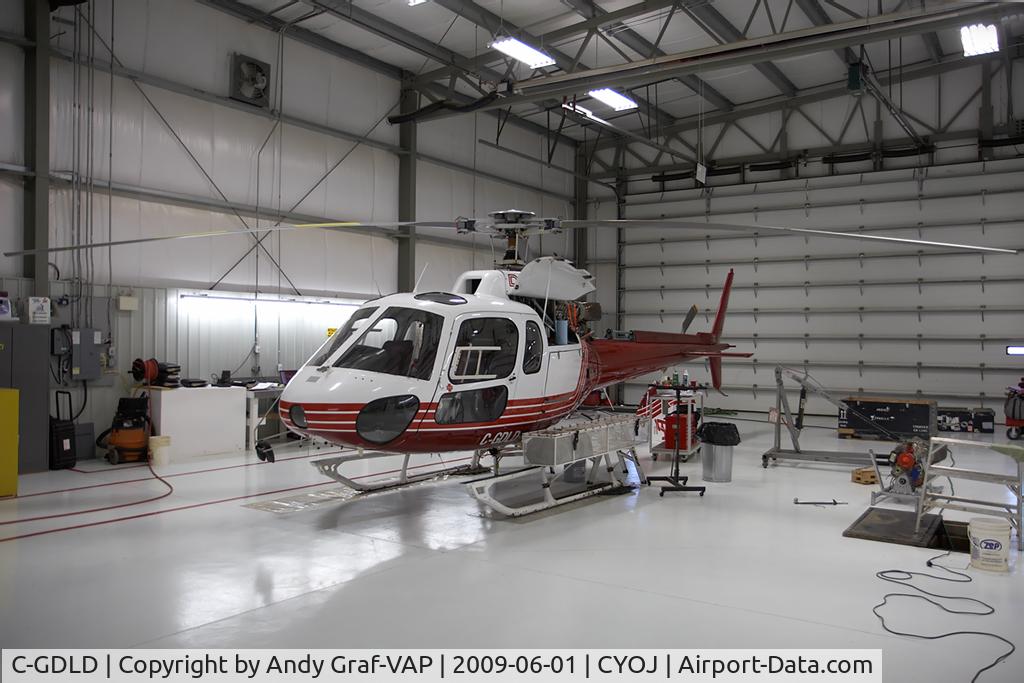 C-GDLD, 1980 Aerospatiale AS-350BA Ecureuil C/N 1369, Delta Helicopters AS350