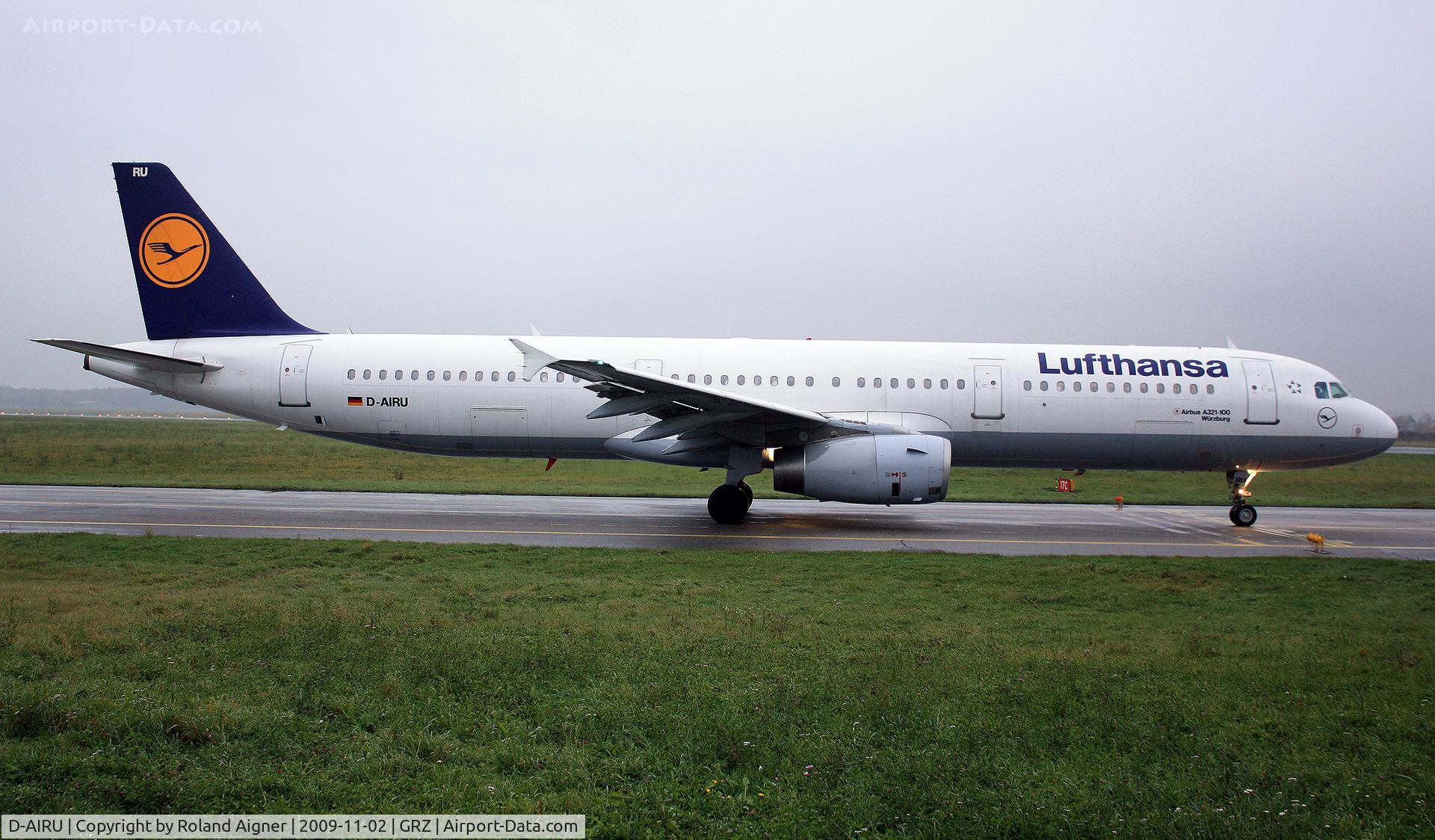 D-AIRU, 1997 Airbus A321-131 C/N 692, .