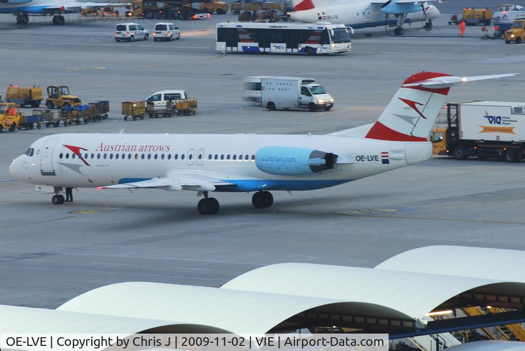 OE-LVE, 1994 Fokker 100 (F-28-0100) C/N 11499, Austrian arrows Fokker 100