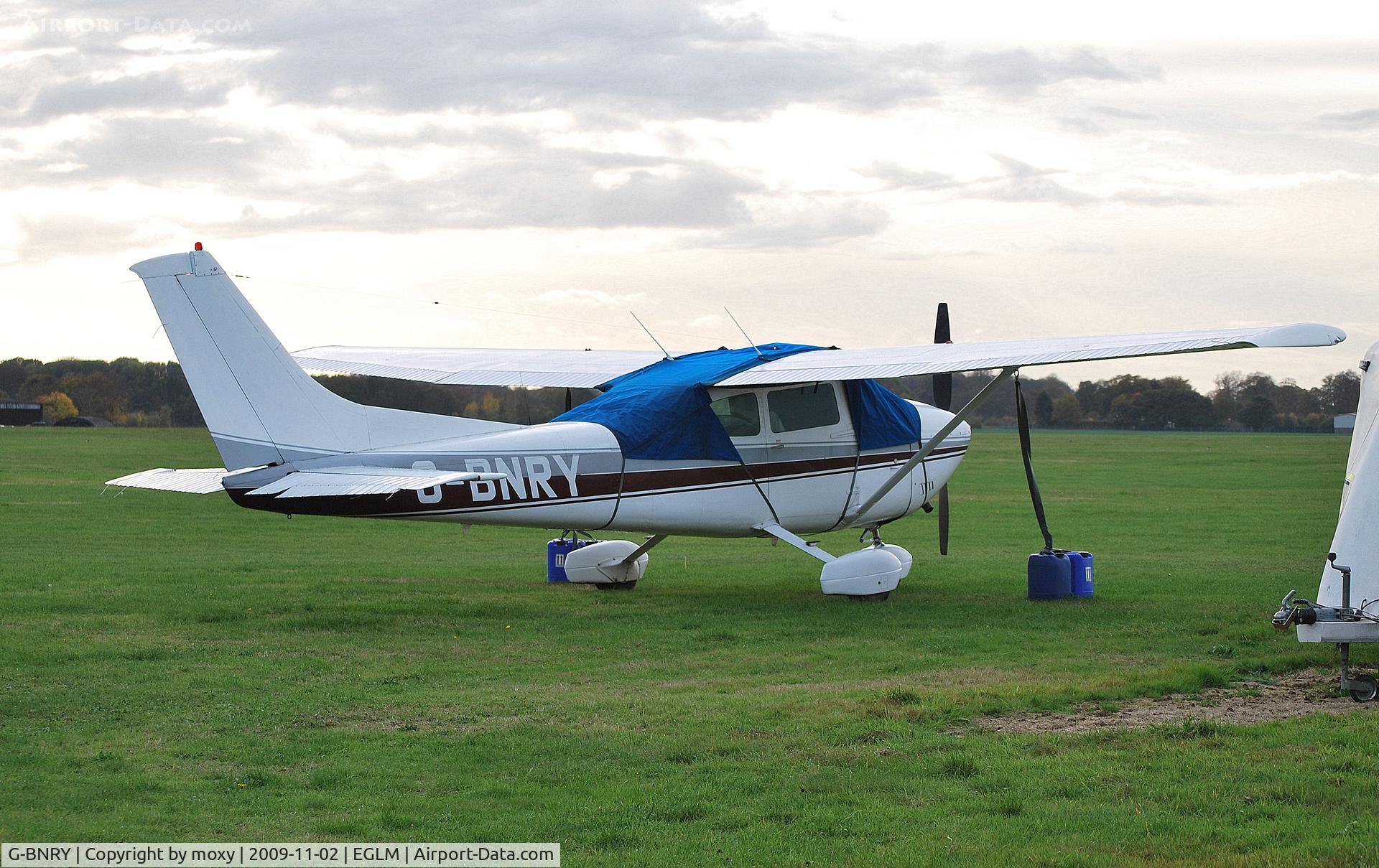 G-BNRY, 1977 Cessna 182Q Skylane C/N 182-65629, Skylane at White Waltham