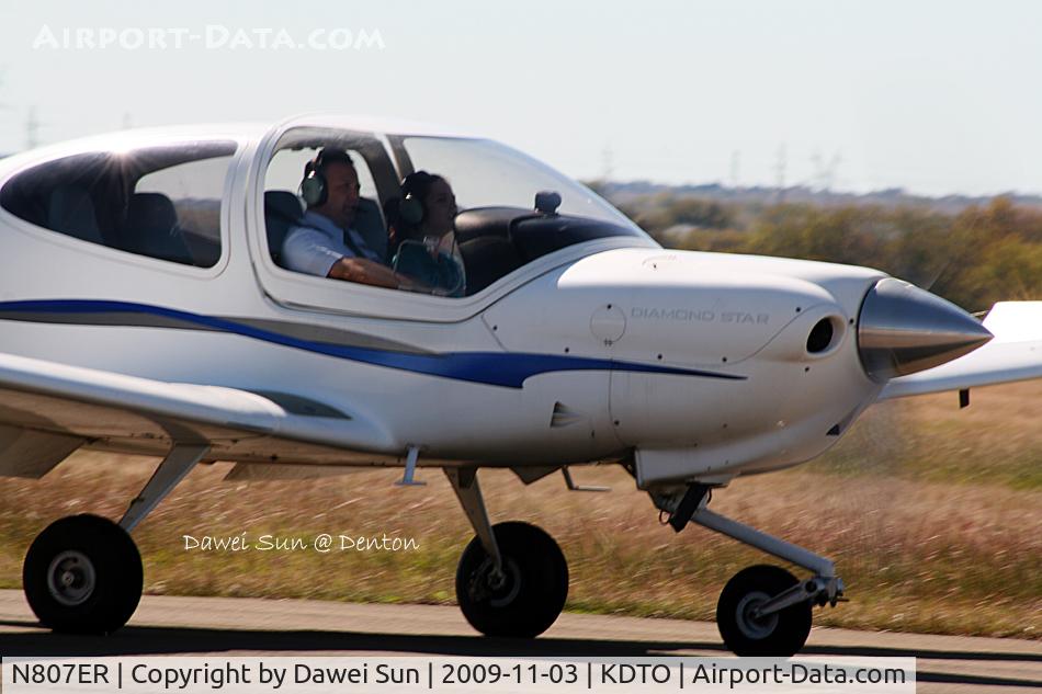 N807ER, 2003 Diamond DA-40 Diamond Star C/N 40.318, Denton