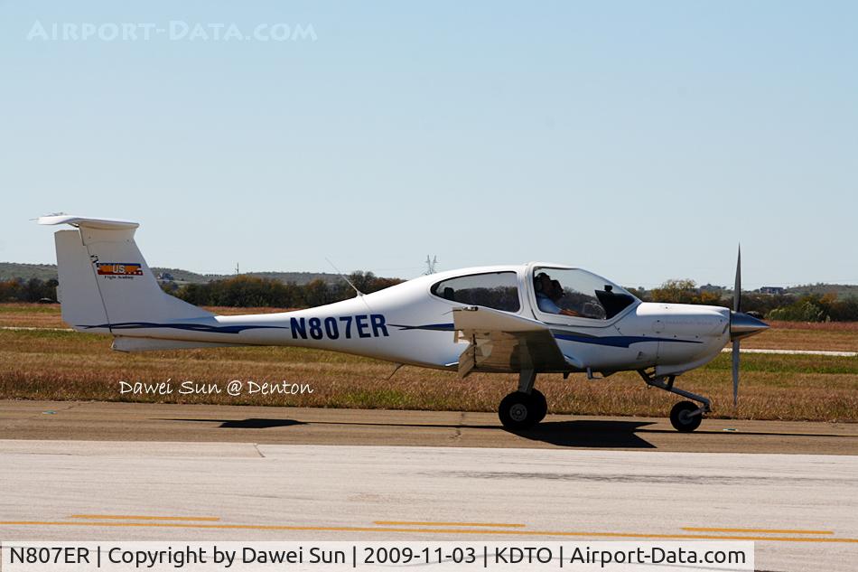 N807ER, 2003 Diamond DA-40 Diamond Star C/N 40.318, Denton
