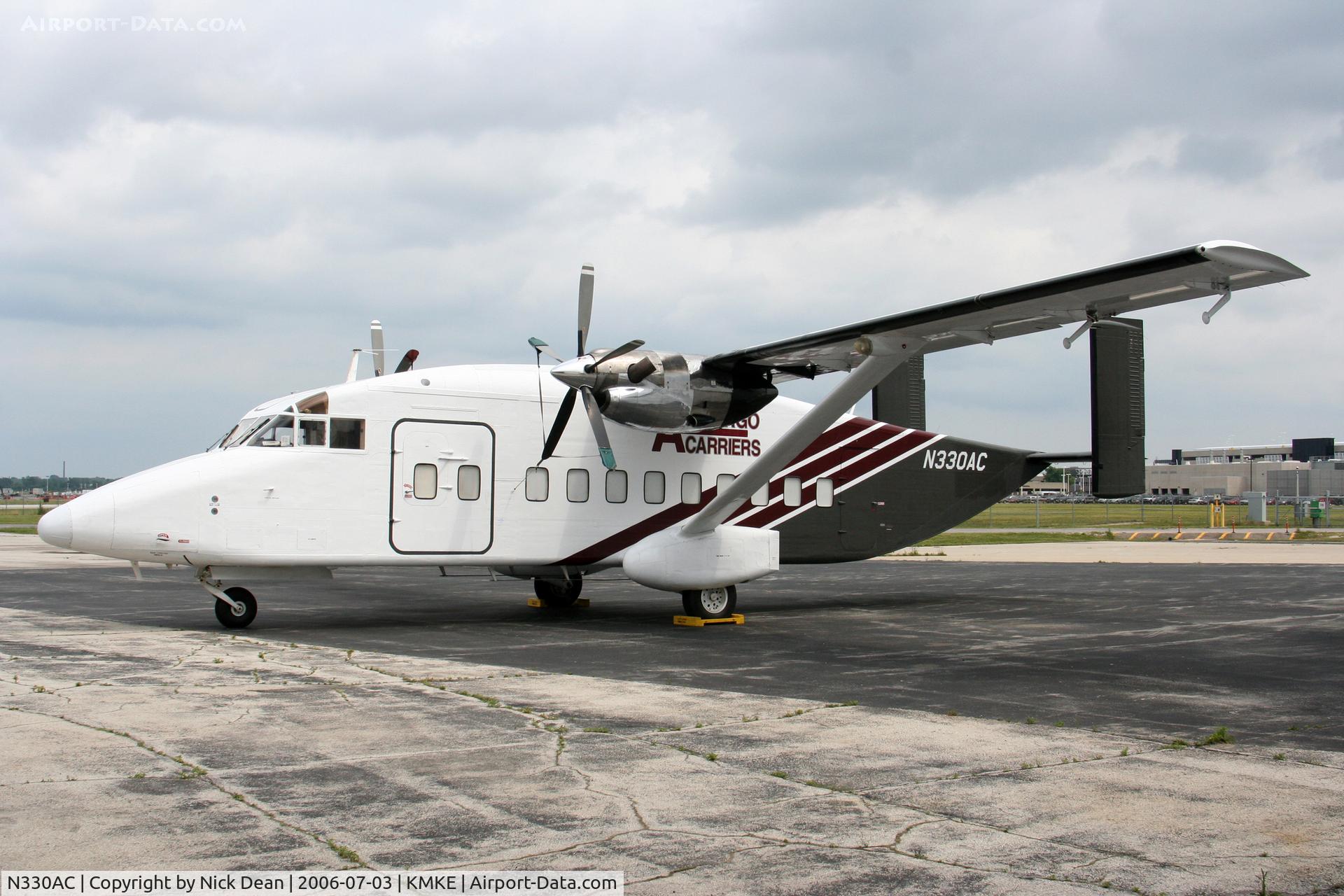 N330AC, 1976 Short SD3-30 C/N SH3007, KMKE