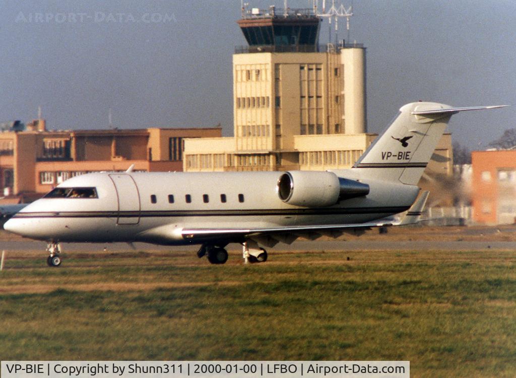 VP-BIE, 1983 Canadair Challenger 601 (CL-600-2A12) C/N 3016, Lining up rwy 32R for departure