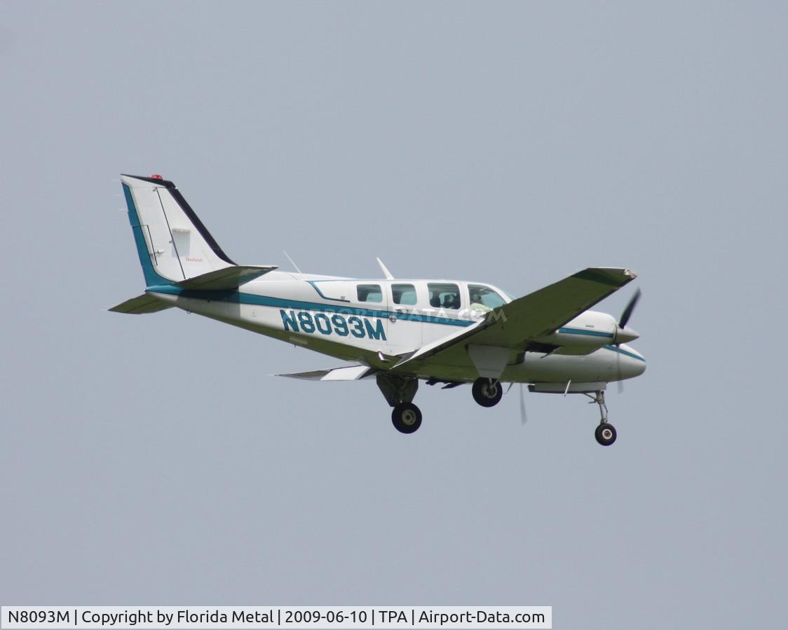 N8093M, 1993 Beech 58 Baron C/N TH-1690, Beech 58