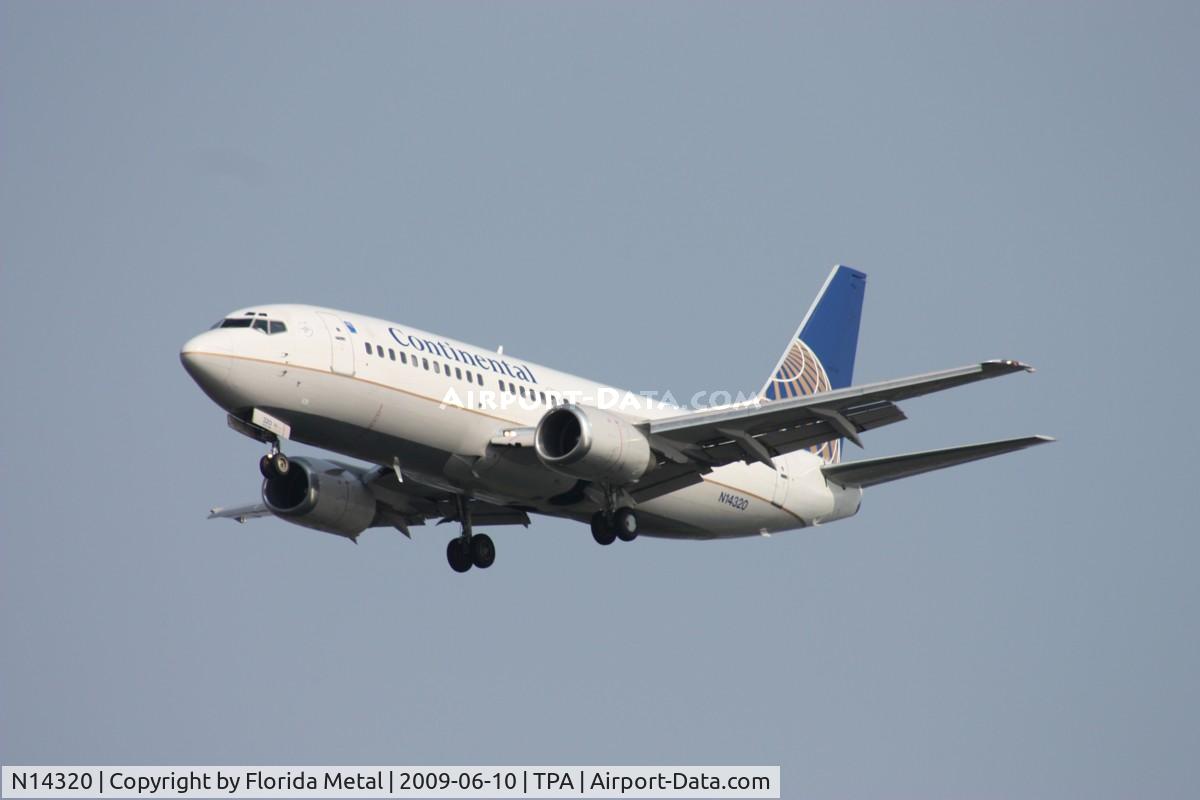 N14320, 1986 Boeing 737-3TO C/N 23371, Continental 737-300