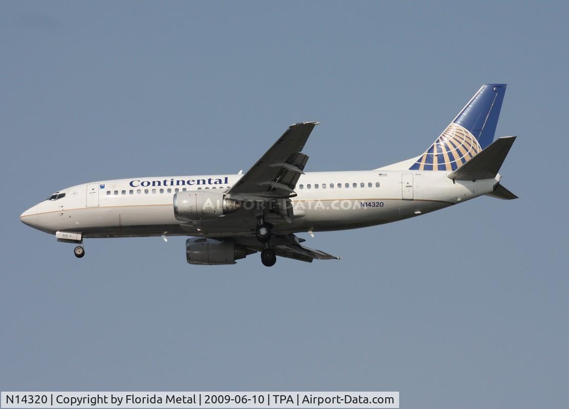 N14320, 1986 Boeing 737-3TO C/N 23371, Continental 737-300
