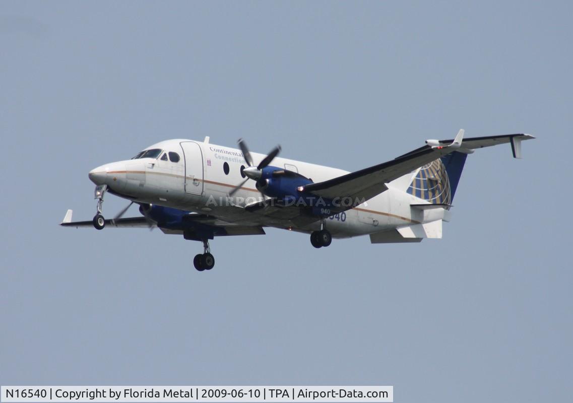 N16540, 1995 Beech 1900D C/N UE-172, Continental Connection Beech 1900D