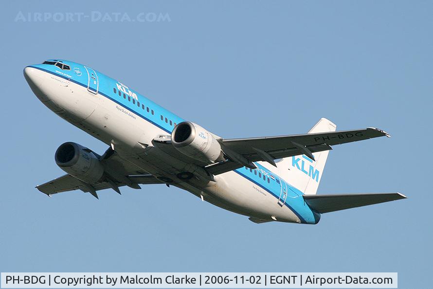 PH-BDG, 1986 Boeing 737-306 C/N 23542, Boeing 737-306 on take-off at Newcastle UK.