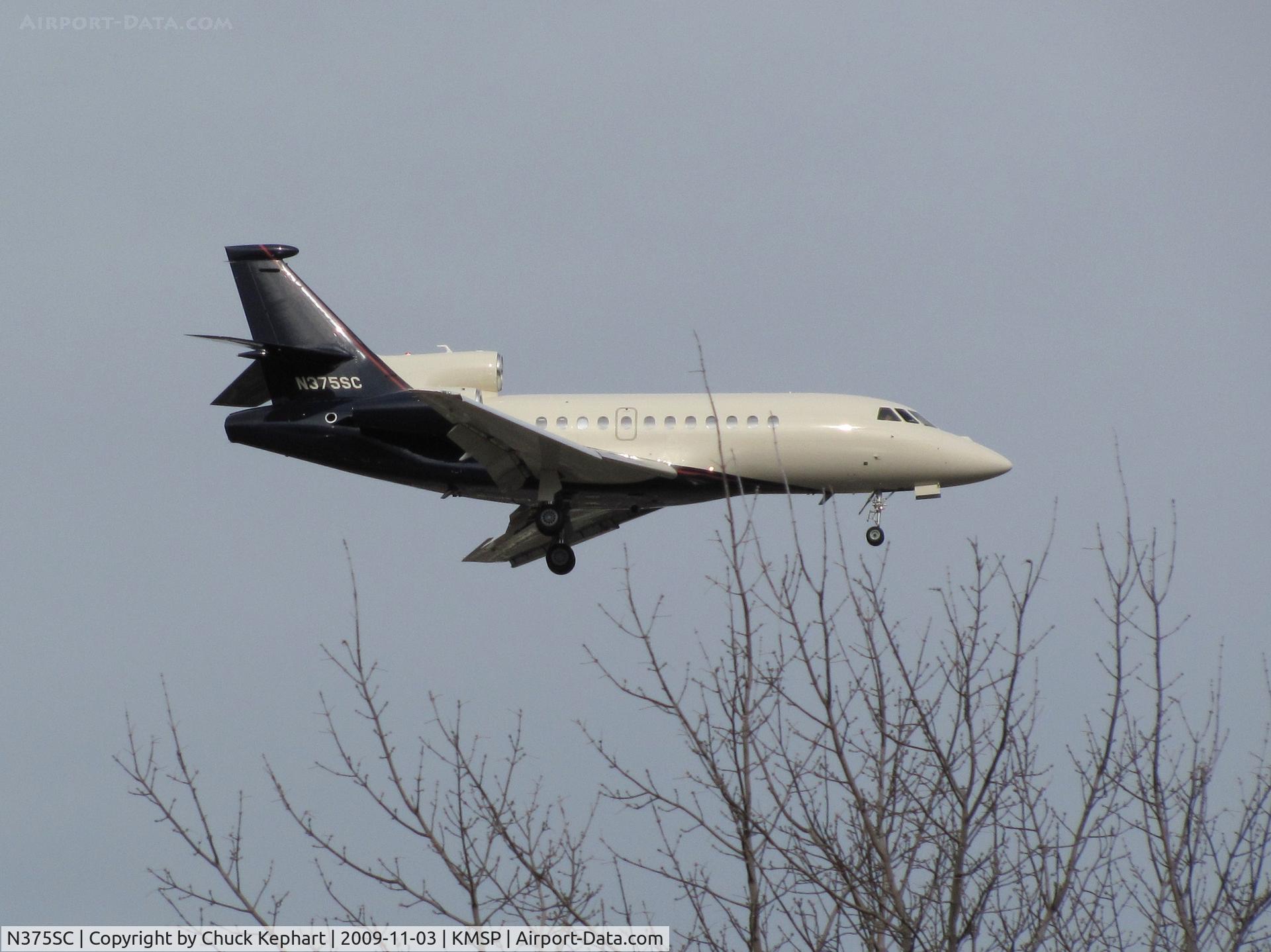 N375SC, 2008 Dassault Falcon 900EX C/N 215, Final approch RWY 12R KMSP