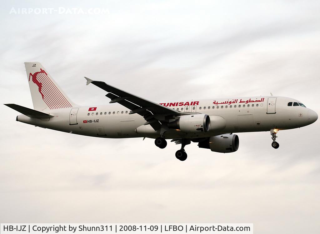 HB-IJZ, 1991 Airbus A320-211 C/N 211, Landing rwy 14R