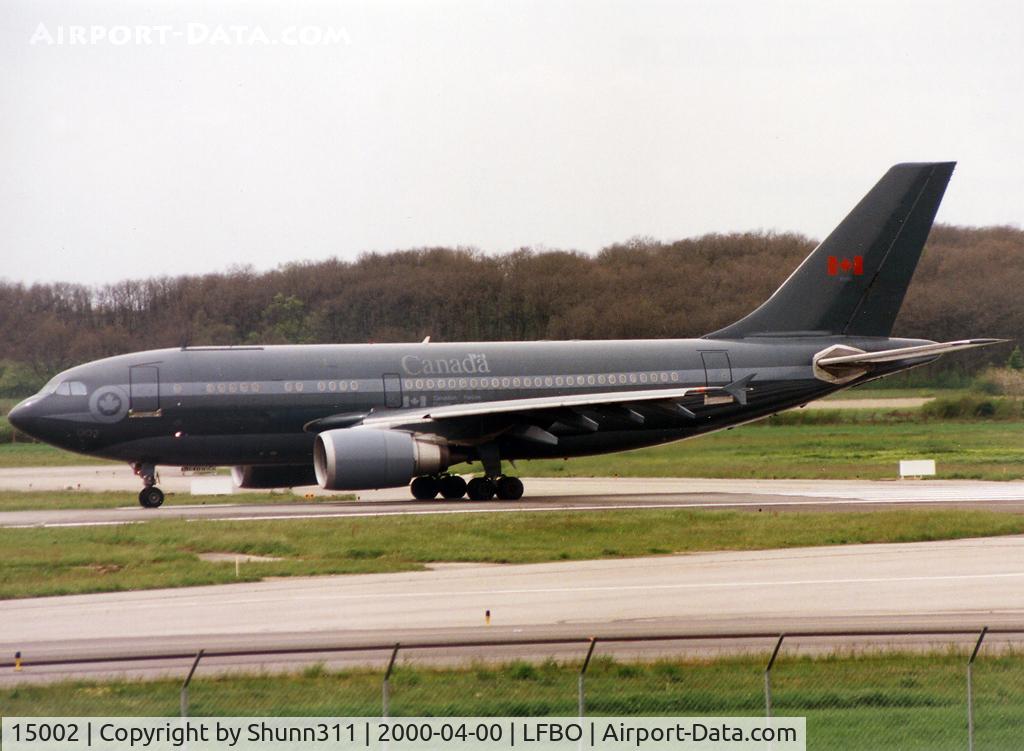 15002, 1988 Airbus CC-150 Polaris (A310-304(F)) C/N 482, Ready for take off rwy 14L
