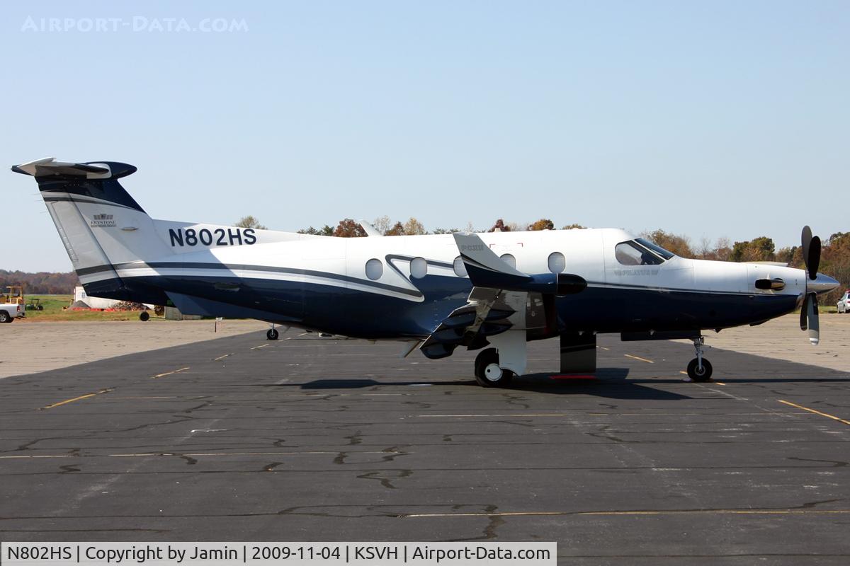 N802HS, 1995 Pilatus PC-12 C/N 118, On the ramp in Statesville.