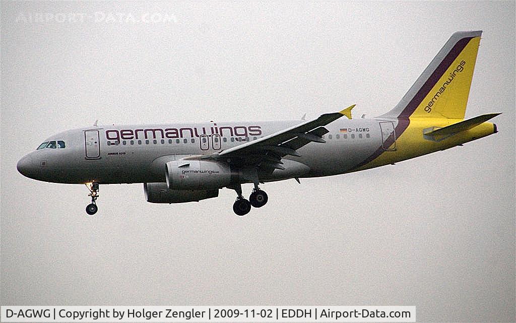 D-AGWG, 2007 Airbus A319-132 C/N 3193, Last feet down to runway 32