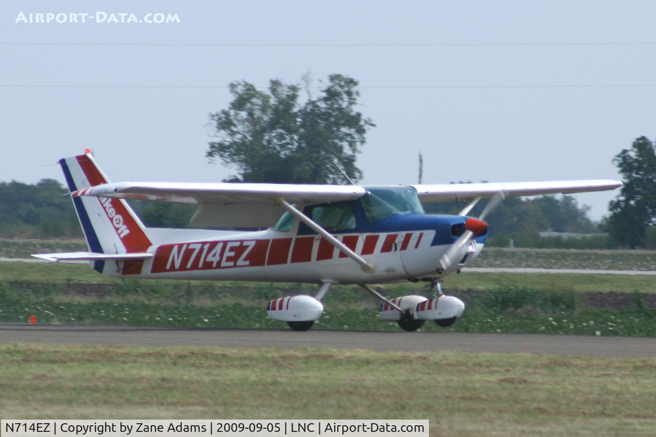 N714EZ, 1976 Cessna 150M C/N 15079132, At Lancaster Airport, Texas