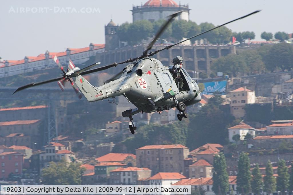 19203, 1993 Westland Super Lynx Mk.95 C/N 375, Red Bull Air Race Porto- Portugal Navy- Westland WG-13 Lynx Mk95