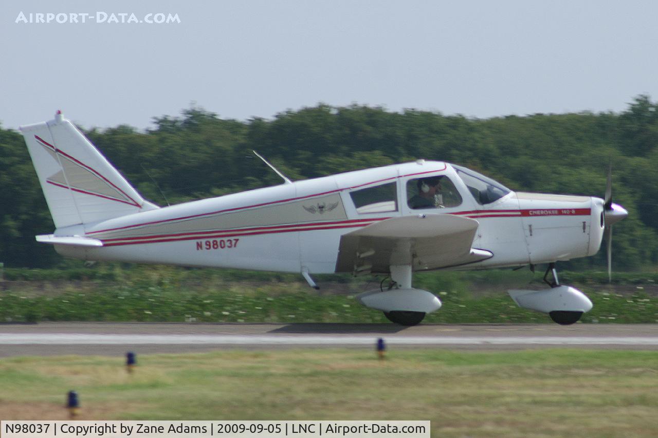 N98037, 1969 Piper PA-28-140 C/N 28-26004, At Lancaster Airport, Texas