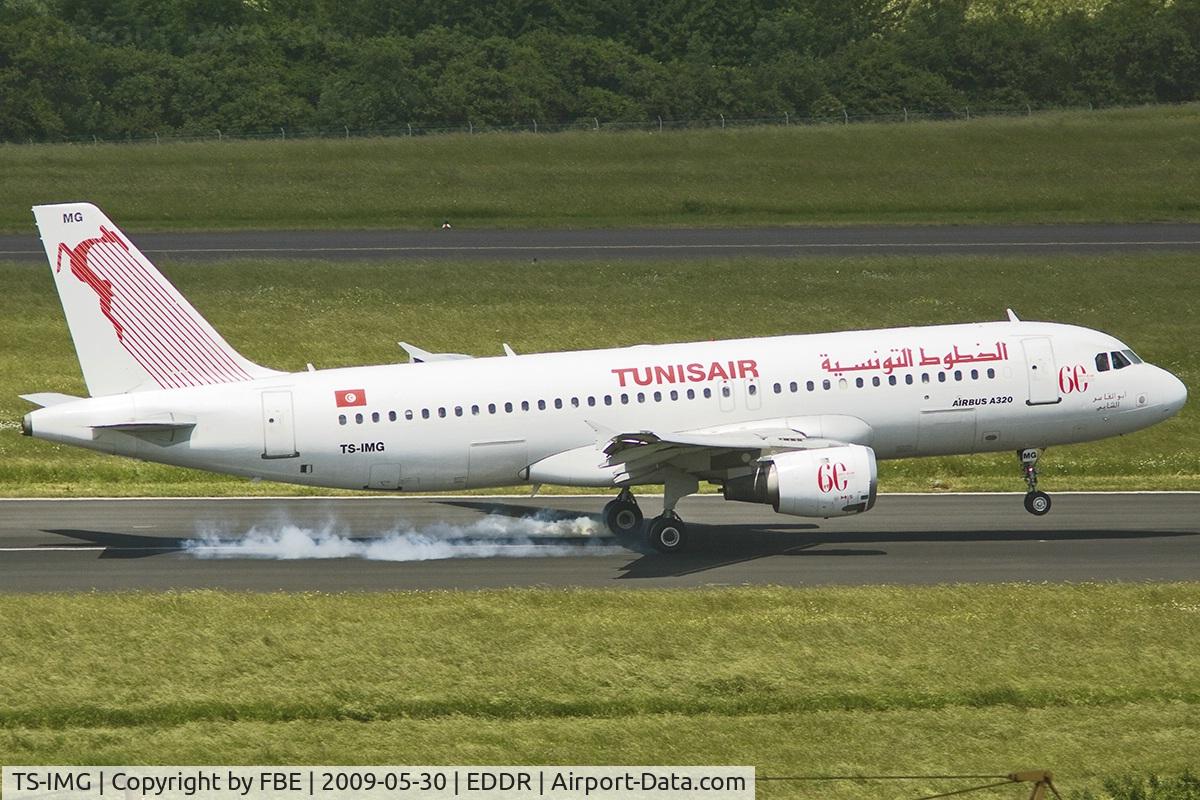 TS-IMG, 1992 Airbus A320-211 C/N 0390, touchdown