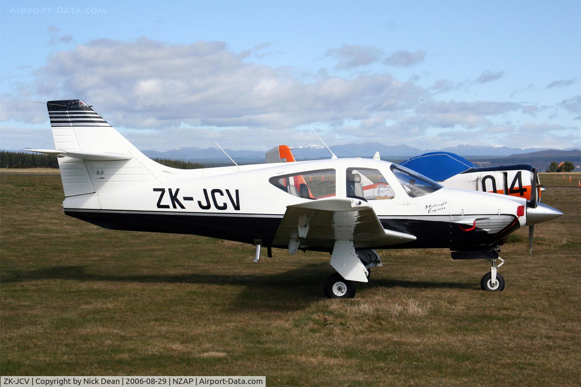ZK-JCV, Rockwell International 112A Commander C/N 488, NZAP