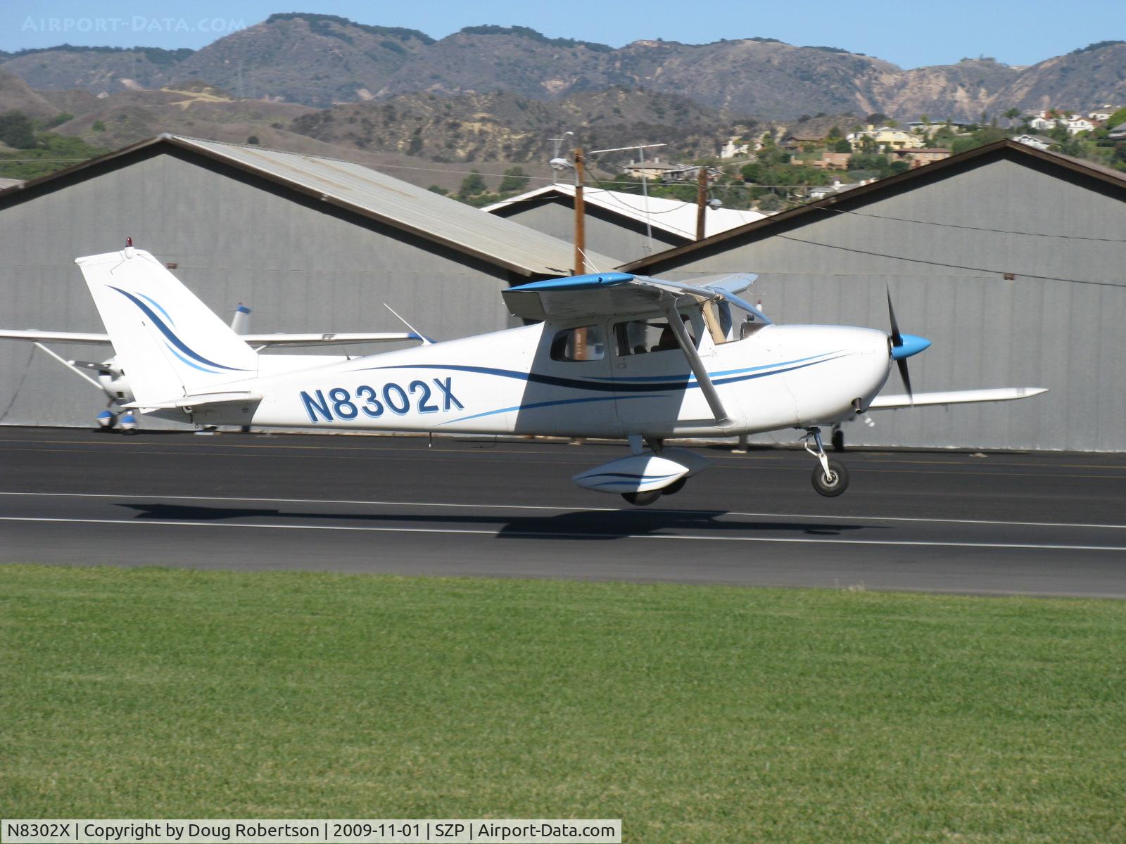 N8302X, 1961 Cessna 172C C/N 17248802, 1961 Cessna 172B, Continental O-300 145 Hp, landing Rwy 04