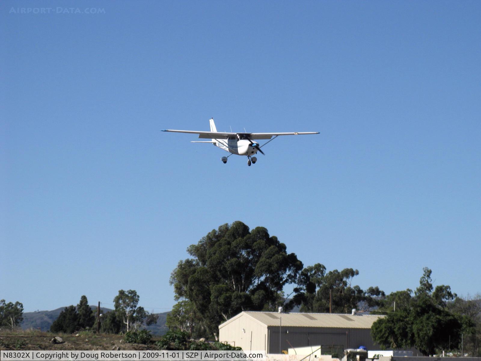 N8302X, 1961 Cessna 172C C/N 17248802, 1961 Cessna 172C, Continental O-300 145 Hp, on final for Rwy 04