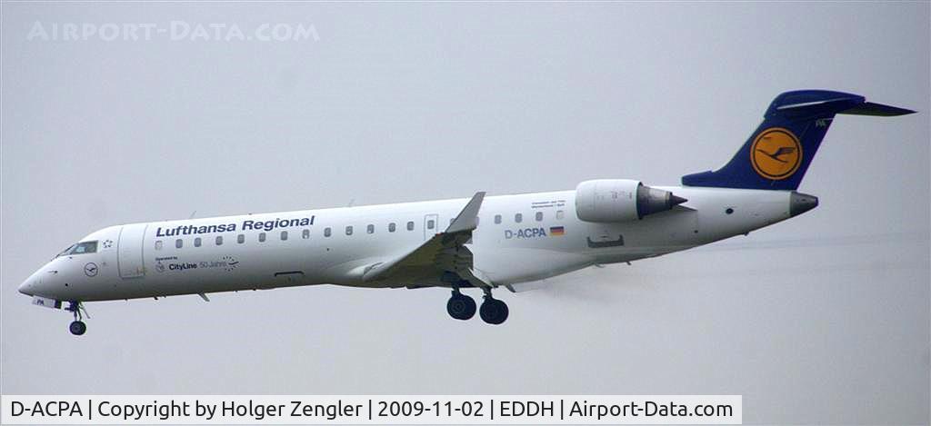 D-ACPA, 2001 Canadair CRJ-701ER (CL-600-2C10) Regional Jet C/N 10012, An arrow is going down to runway 32