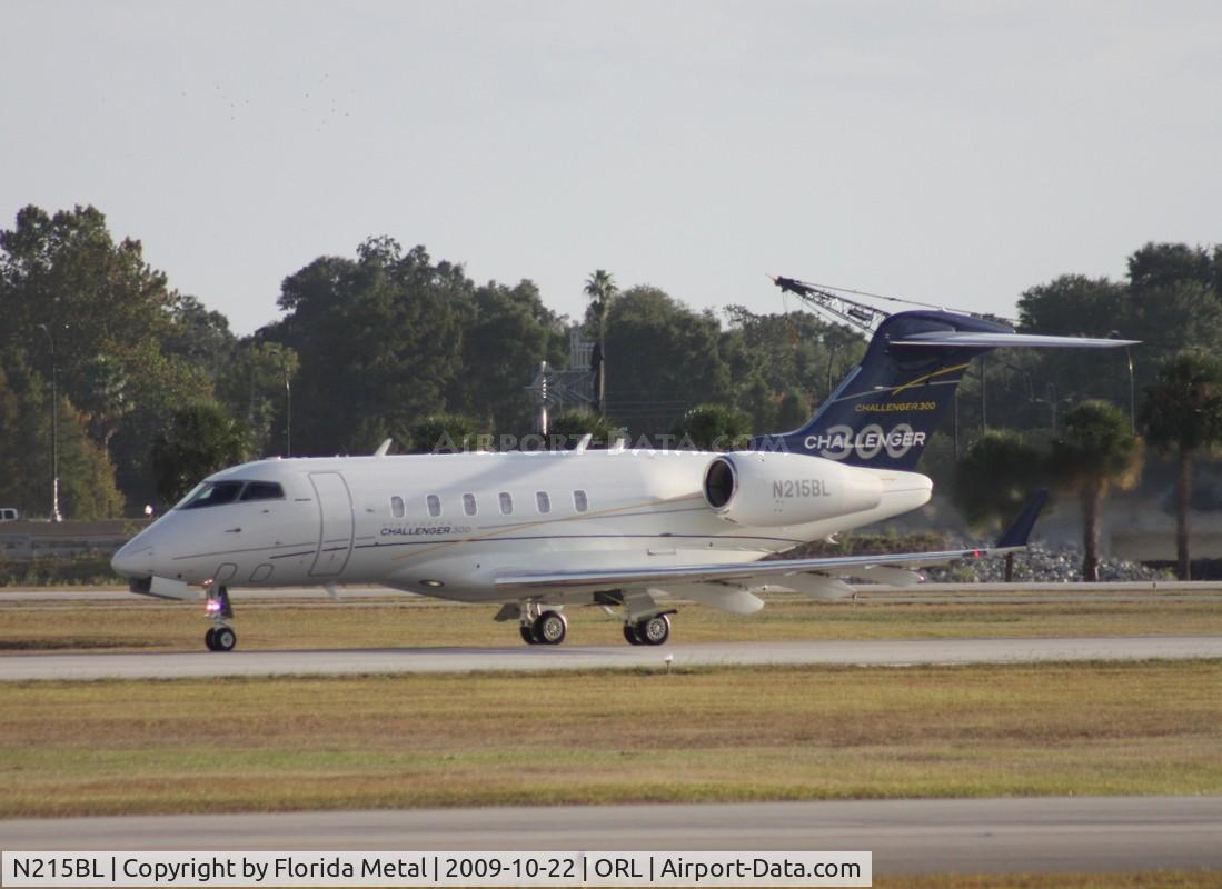 N215BL, 2008 Bombardier Challenger 300 (BD-100-1A10) C/N 20215, Challenger 300