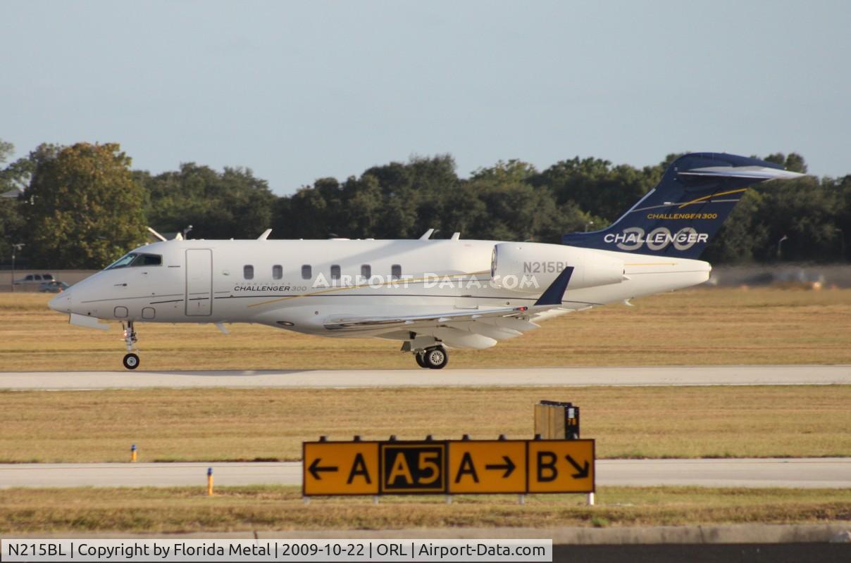 N215BL, 2008 Bombardier Challenger 300 (BD-100-1A10) C/N 20215, Challenger 300