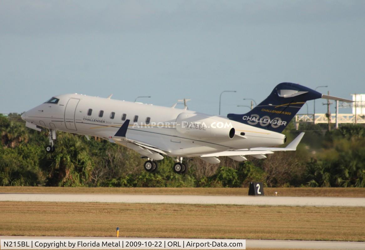 N215BL, 2008 Bombardier Challenger 300 (BD-100-1A10) C/N 20215, Challenger 300