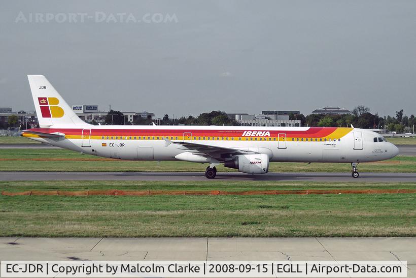 EC-JDR, 2005 Airbus A321-211 C/N 2488, Airbus A321-211 at London Heathrow.