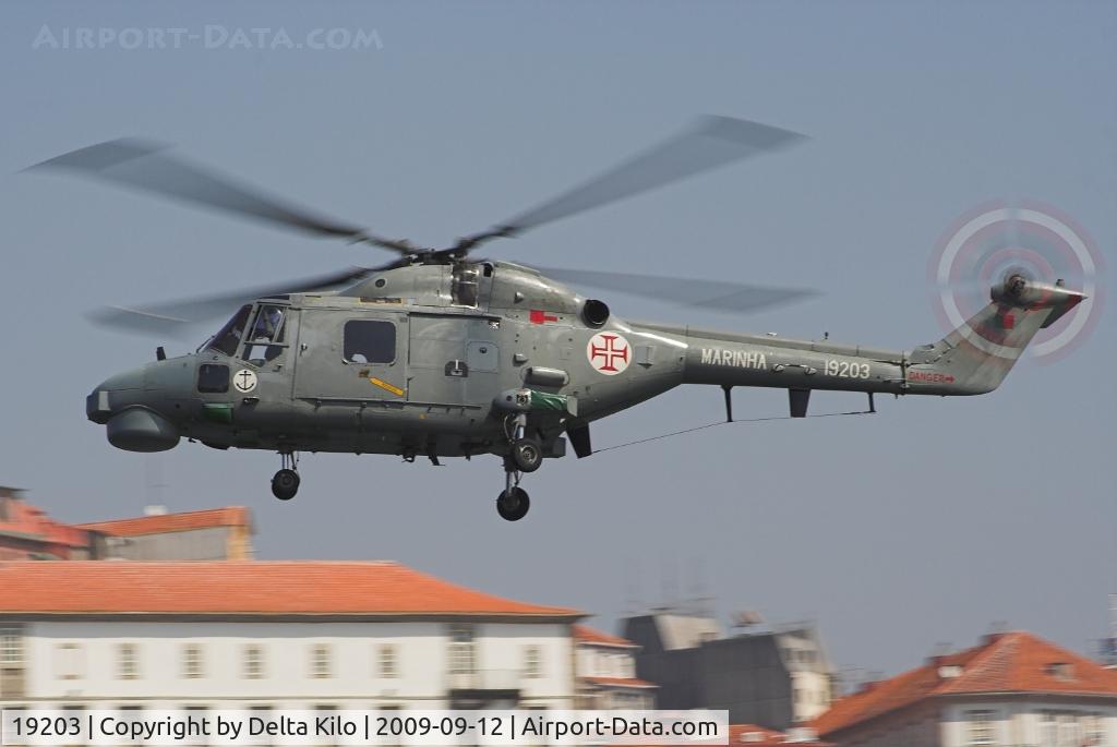 19203, 1993 Westland Super Lynx Mk.95 C/N 375, Red Bull Air Race Porto- Portugal Navy- Westland WG-13 Lynx Mk95