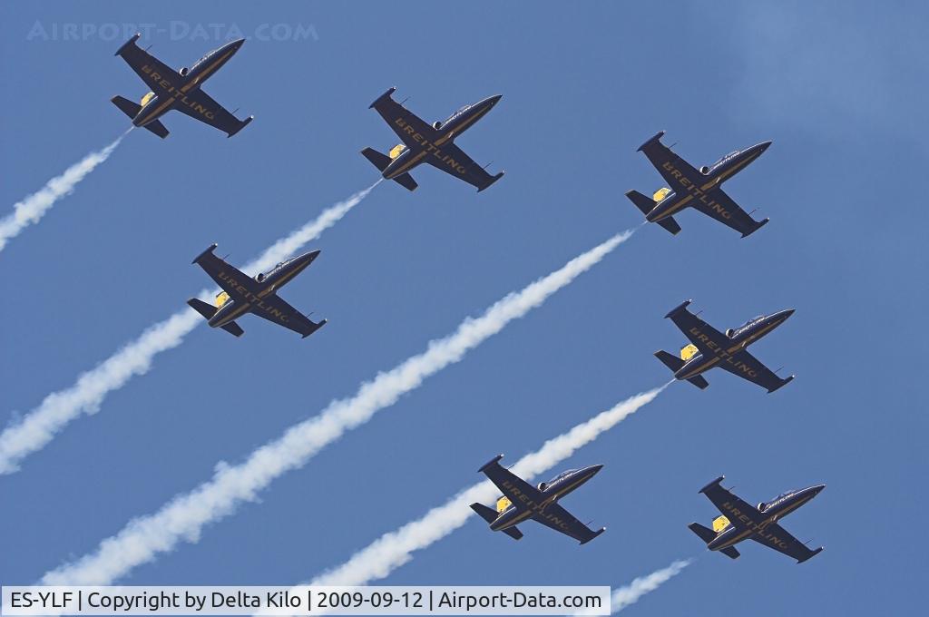 ES-YLF, Aero L-39 Albatros C/N 433141, Red Bull Air Race Porto-	BREITLING JET TEAM