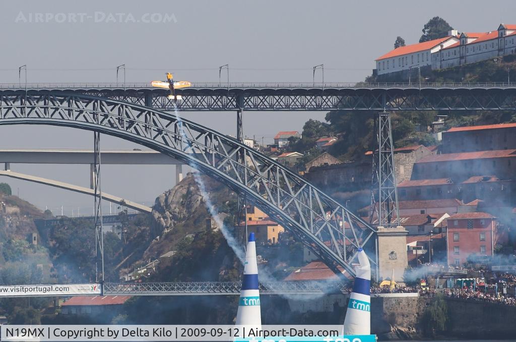 N19MX, MX Aircraft MXS-R C/N 007, Red Bull Air Race Porto-Matt Hall