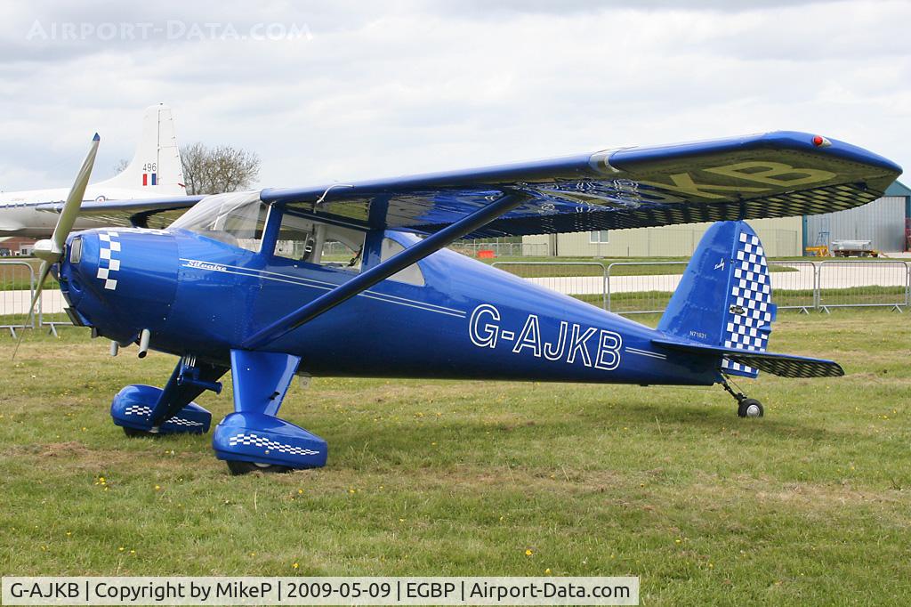 G-AJKB, 1946 Luscombe 8E Silvaire C/N 3058, Visitor to the 2009 Great Vintage Flying Weekend.