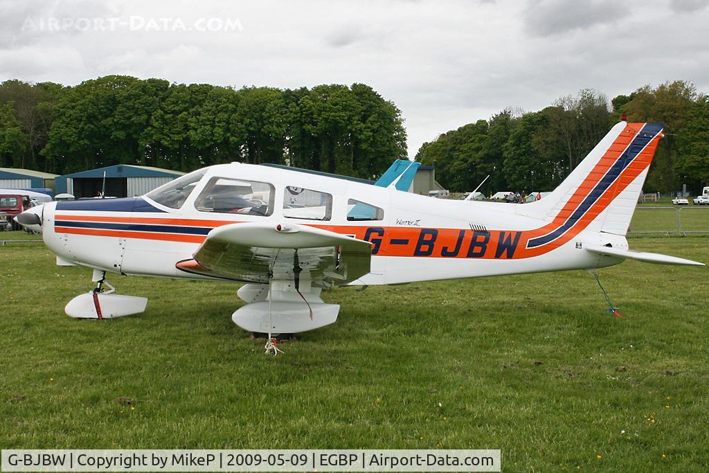 G-BJBW, 1981 Piper PA-28-161 Cherokee Warrior II C/N 28-8116280, Visitor to the 2009 Great Vintage Flying Weekend.
