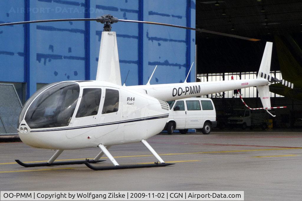 OO-PMM, 2009 Robinson R44 Raven I C/N 2030, visitor