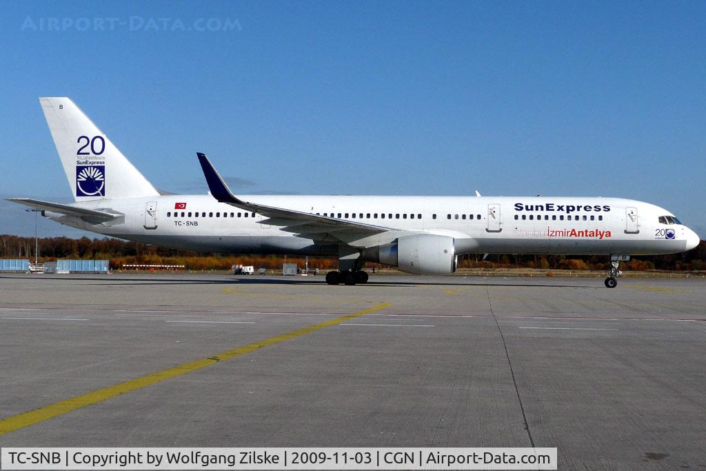 TC-SNB, 1994 Boeing 757-2Q8 C/N 26271, visitor