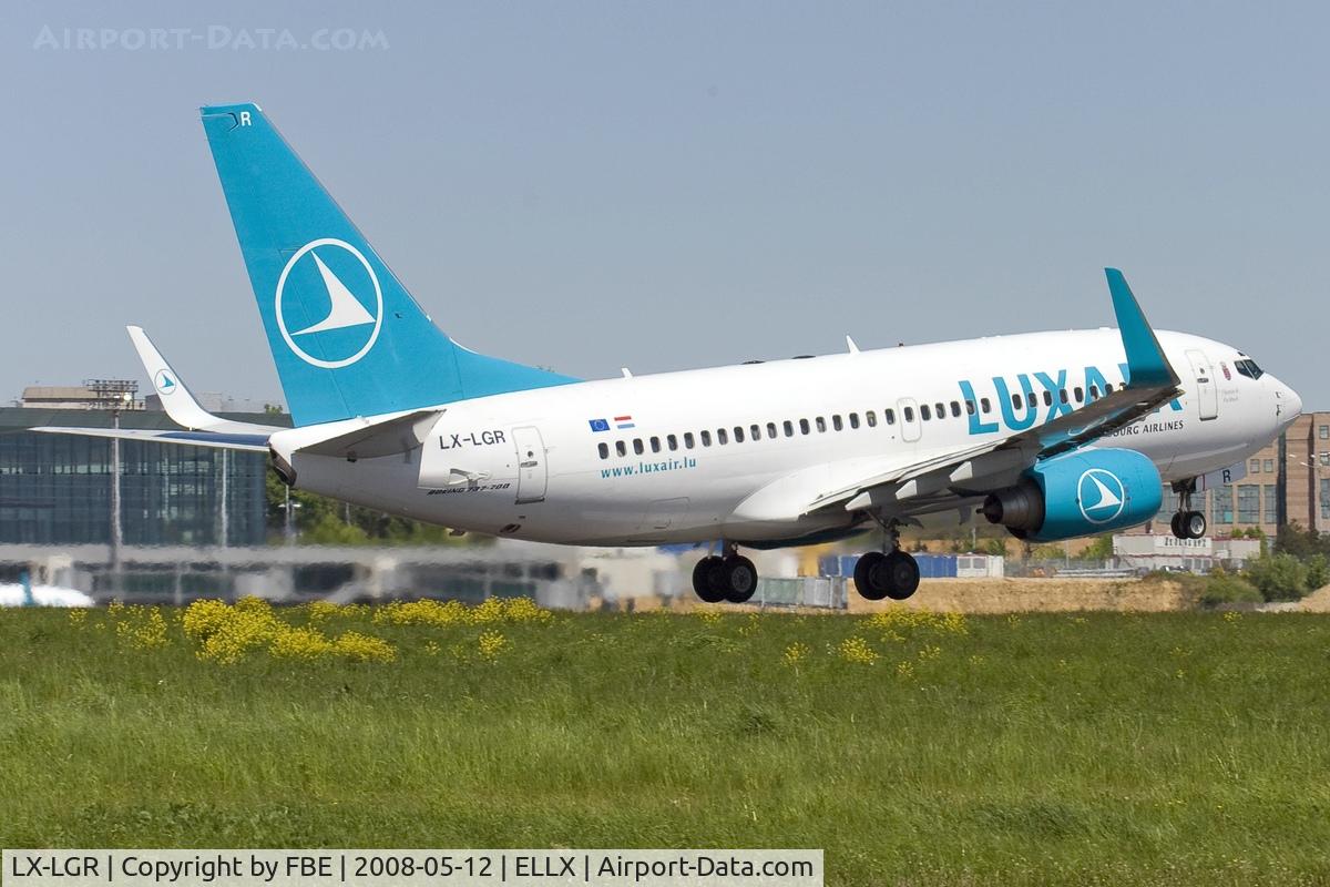 LX-LGR, 2004 Boeing 737-7C9 C/N 33803, departing Luxemburg via RW06