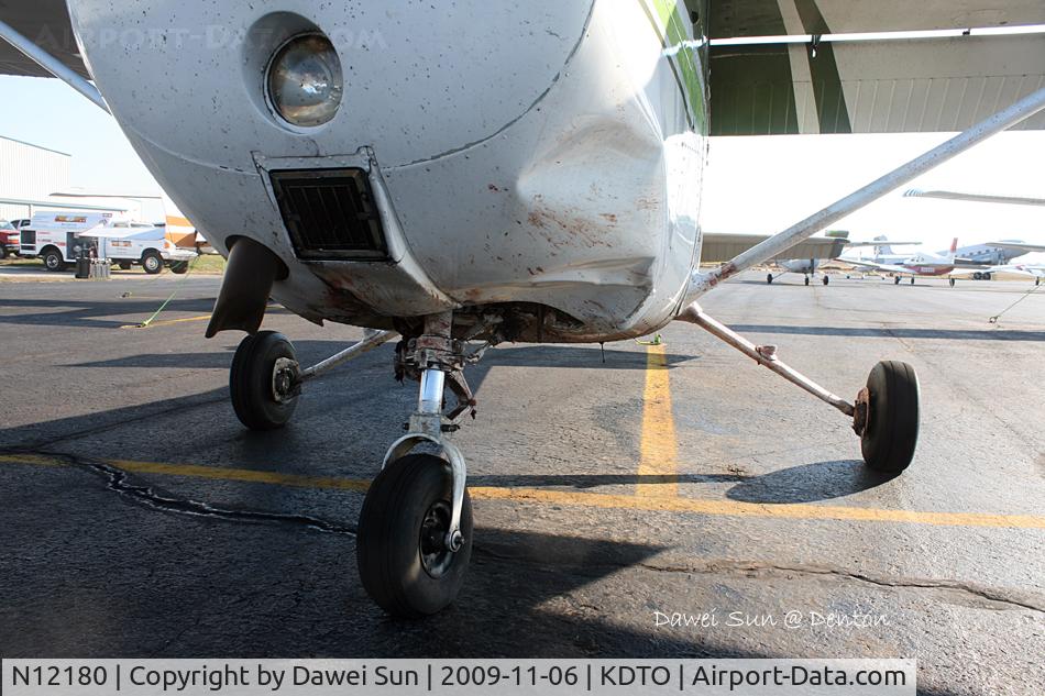 N12180, 1973 Cessna 172M C/N 17261864, collision with deer when take off @ Denton