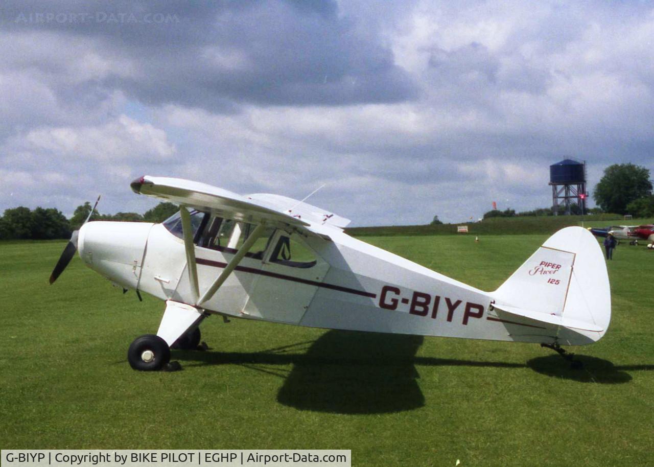G-BIYP, 1952 Piper PA-20-135 Pacer Pacer C/N 20-802, POPHAM 1985. CURRENTLY WITH G-BIYP GROUP