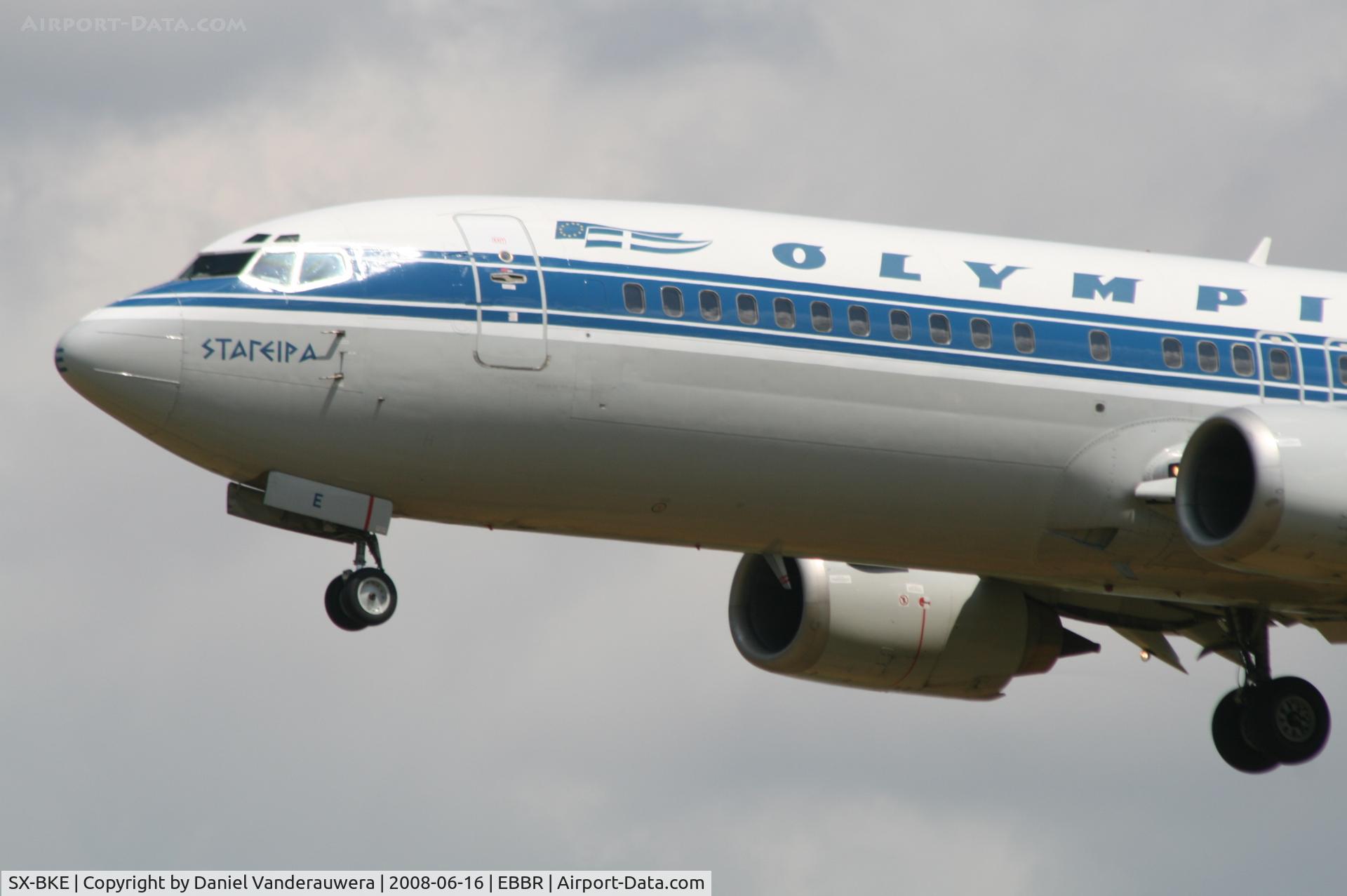 SX-BKE, 1991 Boeing 737-484 C/N 25417/2160, arrival of flight OA145 to rwy 25L