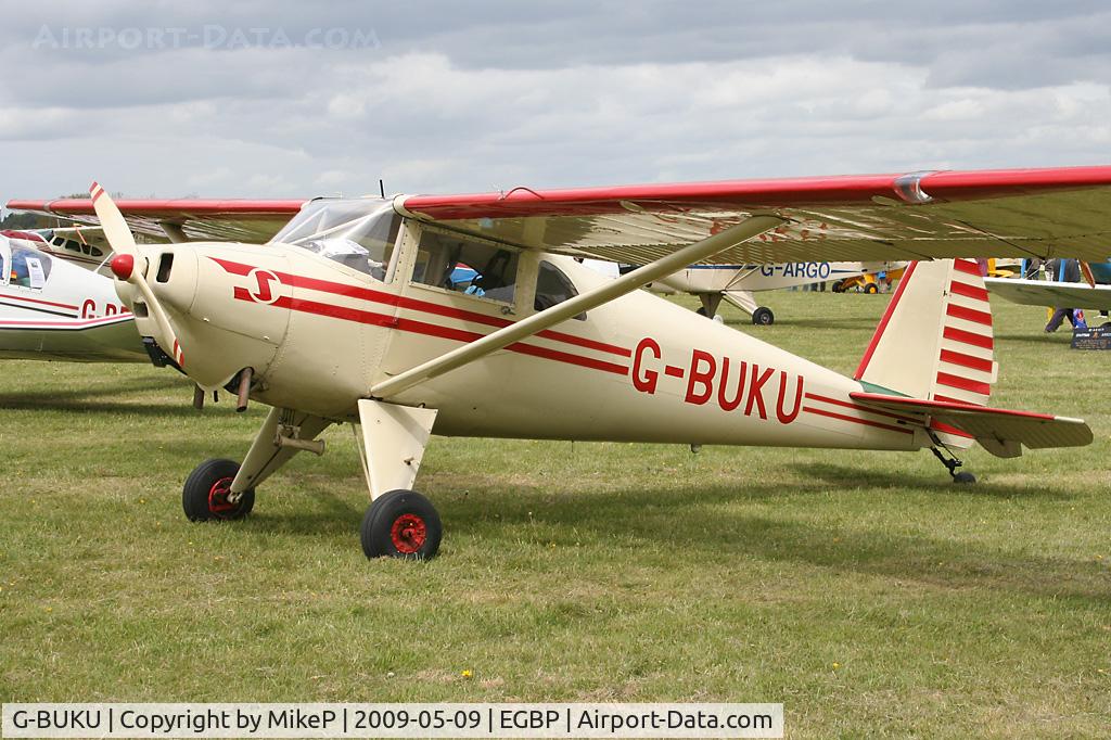 G-BUKU, 1947 Luscombe 8E Silvaire Silvaire C/N 4720, Visitor to the 2009 Great Vintage Flying Weekend.