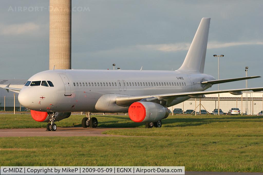 G-MIDZ, 1999 Airbus A320-232 C/N 934, Short term storage at East Midlands.