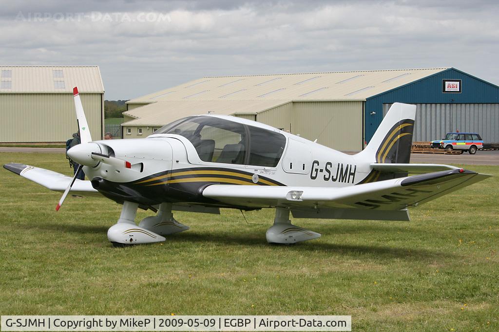 G-SJMH, 2008 Robin DR-400-140B Dauphin Major Major C/N 2637, Visitor to the 2009 Great Vintage Flying Weekend.