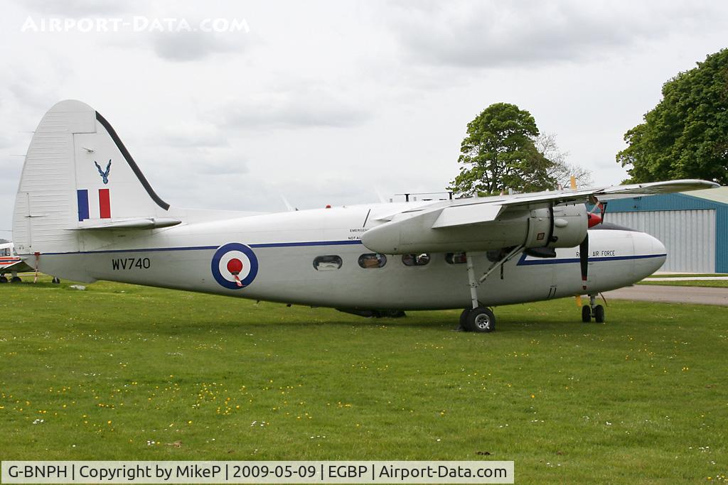G-BNPH, 1955 Hunting Percival P-66 Pembroke C1 C/N PAC/66/027, Visitor & flying participant at the 2009 Great Vintage Flying Weekend.