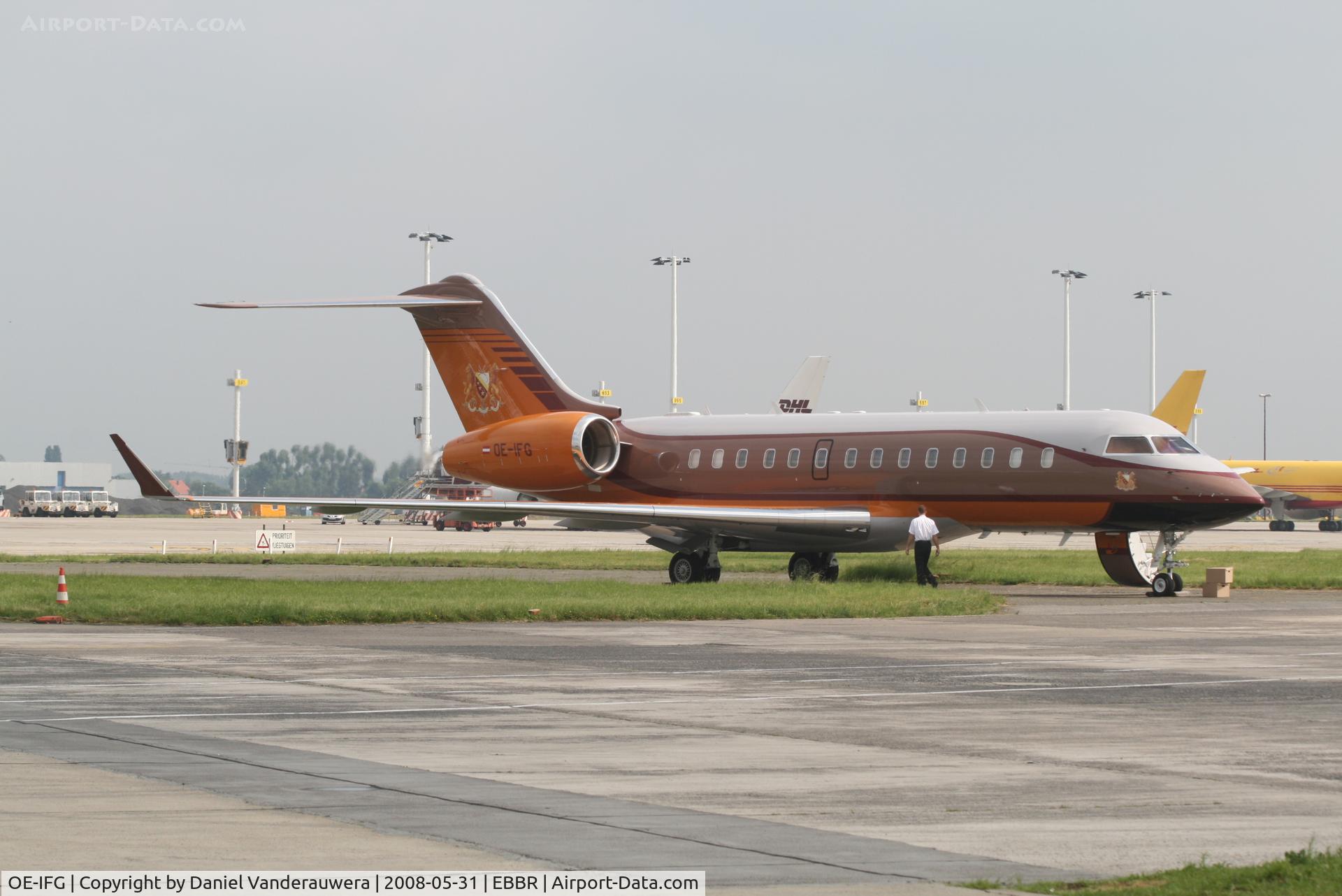 OE-IFG, 2005 Bombardier BD-700-1A11 Global 5000 C/N 9182, parked on General Aviation apron