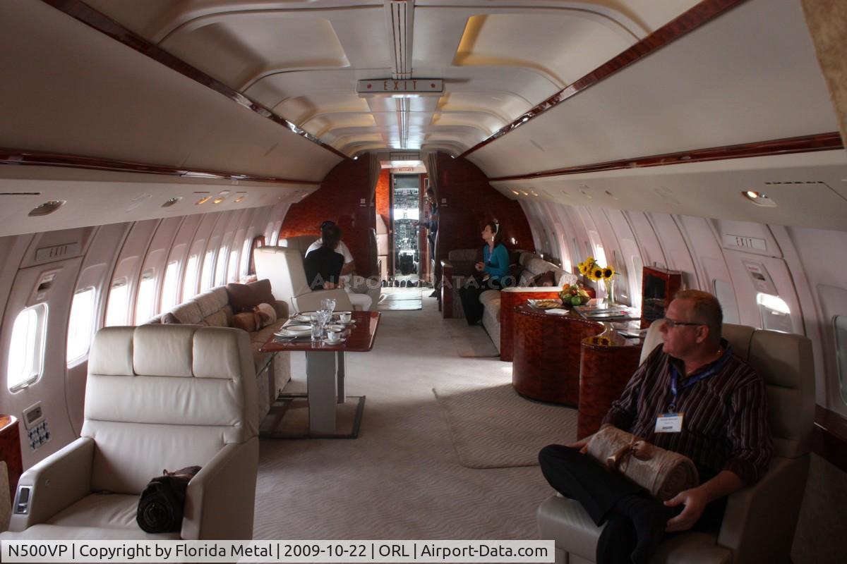 N500VP, 1980 Boeing 737-2H4 C/N 22062, Private 737-200