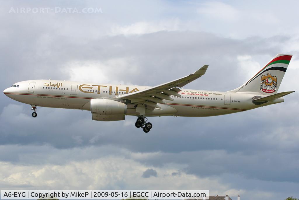A6-EYG, 2006 Airbus A330-243 C/N 724, Final approach for Runway 23R.