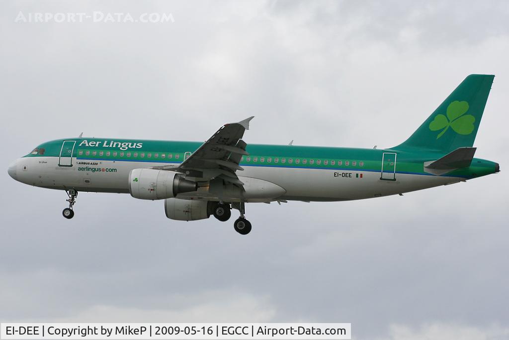EI-DEE, 2004 Airbus A320-214 C/N 2250, Final approach for Runway 23R.